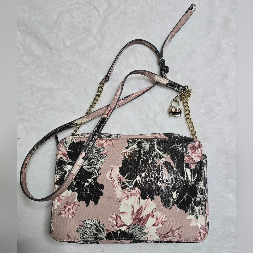 Guess Floral Crossbody Purse Gold Hardware Locket Hang Tag Shoudler Bag Tote
